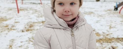 Zabawy na śniegu Maluchów 