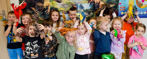 DZIEŃ DINOZAURA W MALUCHACH 